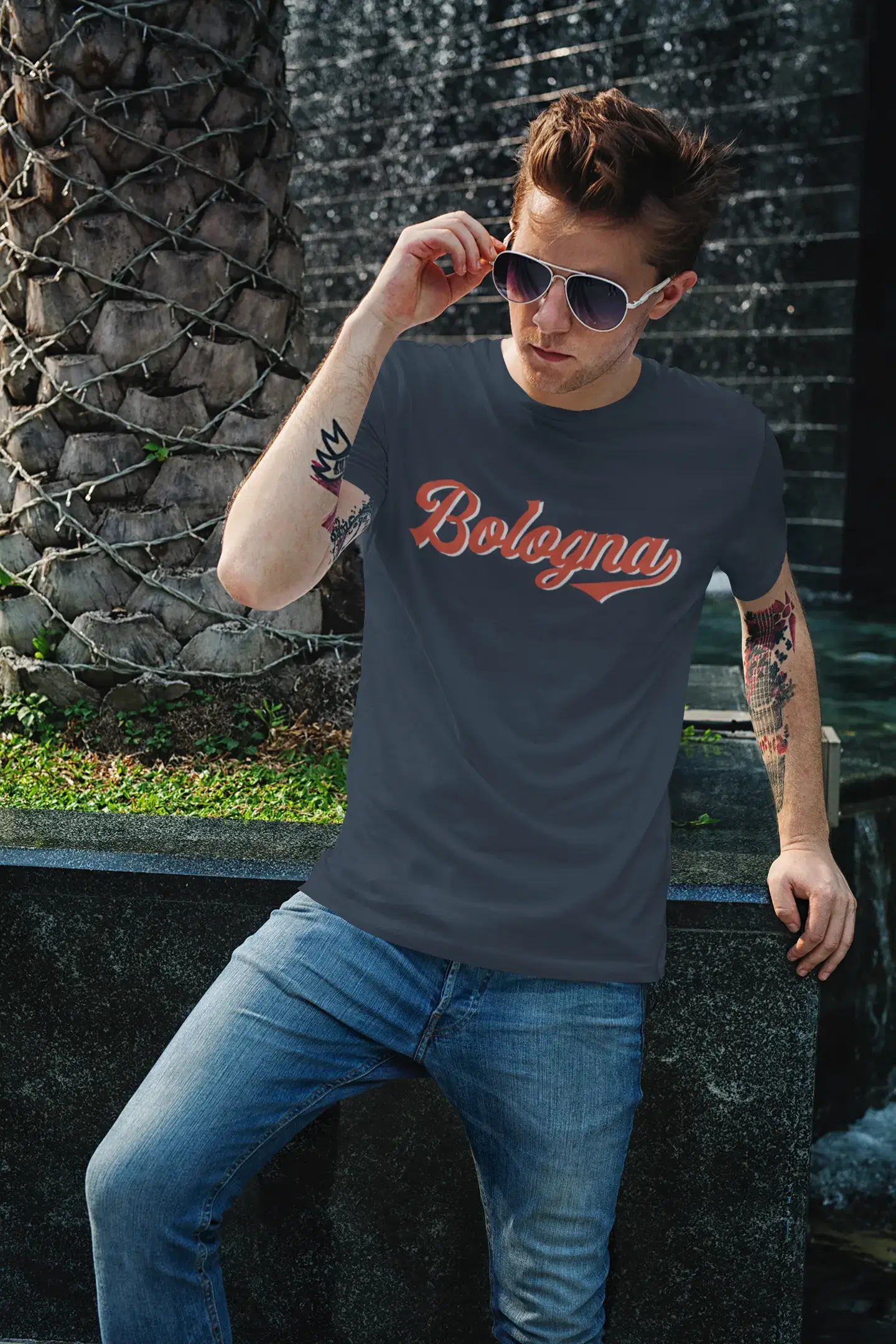 ULTRABASIC - Graphic Men's Bologna T-Shirt Printed Letters Navy