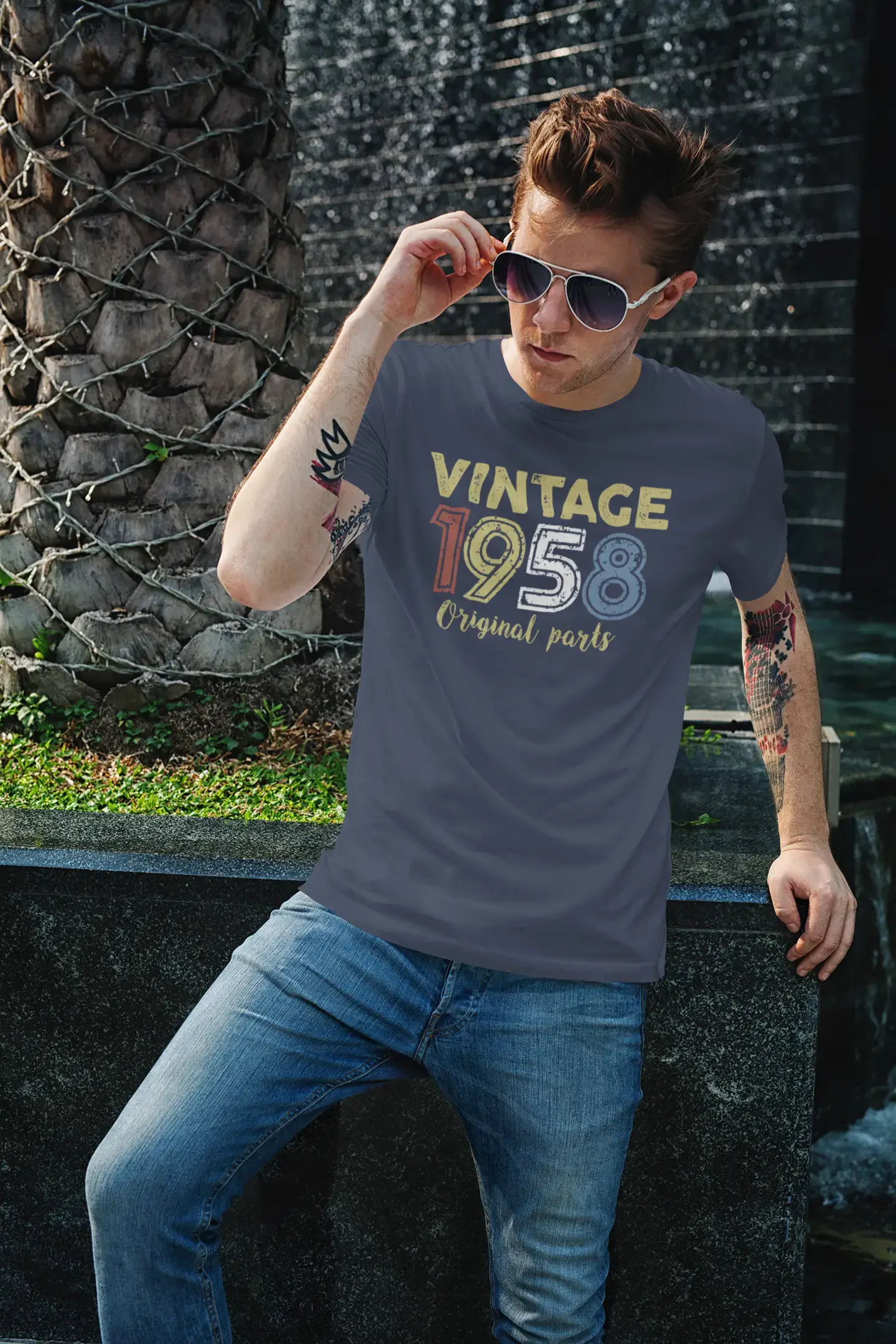 ULTRABASIC - Graphic Printed Men's Vintage 1958 T-Shirt Deep Black